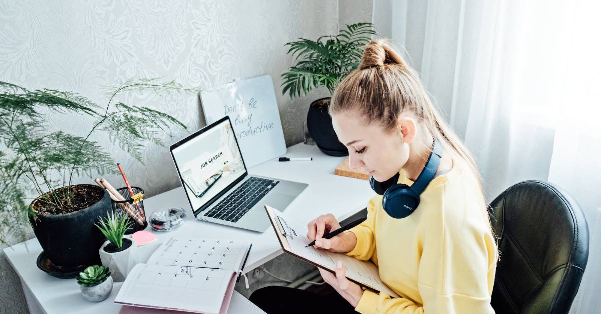 cv i linkedin – jak wyroznic sie na rynku pracy glowne