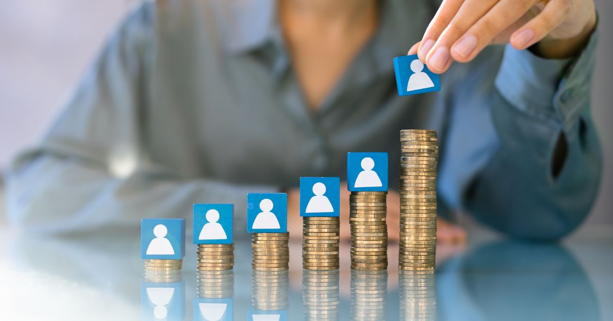 najniższa krajowa 2025 – netto, brutto, koszt zatrudnienia pracownika.