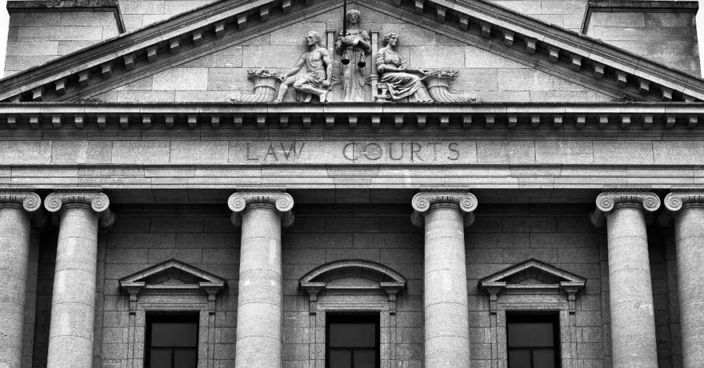 krs krajowy rejestr sądowy co to jest, jak i w jakim celu funkcjonuje sąd